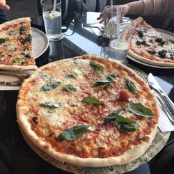 The Best 10 Pizza Places Near Mezzaluna In Wien Yelp