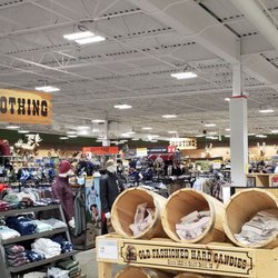 Sportsman S Warehouse 20 Photos 57 Reviews Hunting