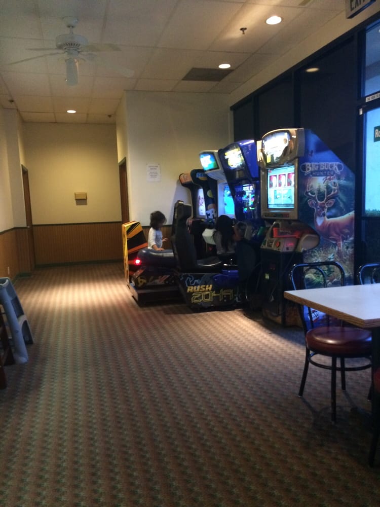Small Arcade Area Yelp Photo Of Round Table Winters Ca United States Small Arcade Area