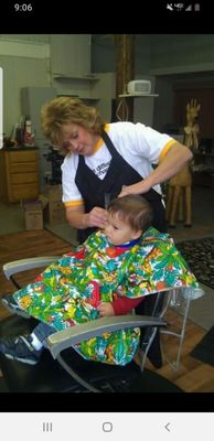 Creative Cuts By Connie