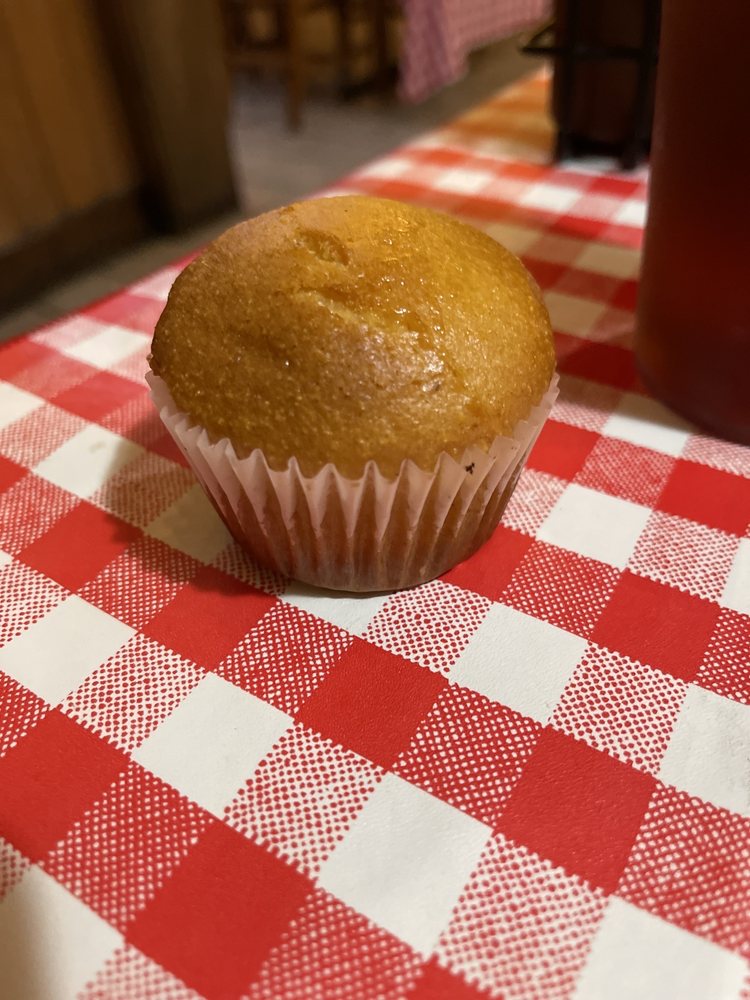 Famous Dave's Bar-B-Que Famous Dave's Bar-B-Que