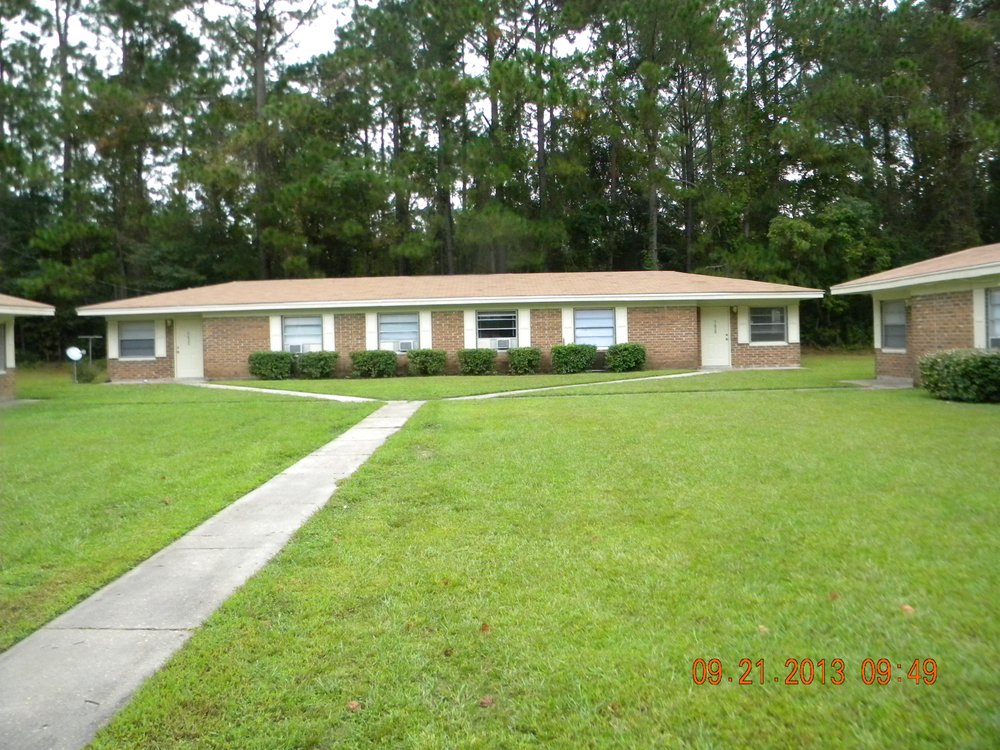 Cedar Trace Apartments