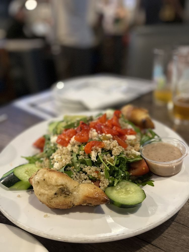 Oggi's Sports Brewhouse Pizza Oggi's Sports Brewhouse Pizza