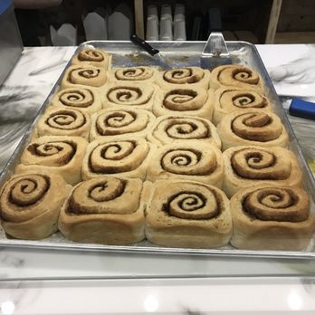 Wills Cinnamon Shop - 35 Photos & 23 Reviews - Bakeries - 1001 Central