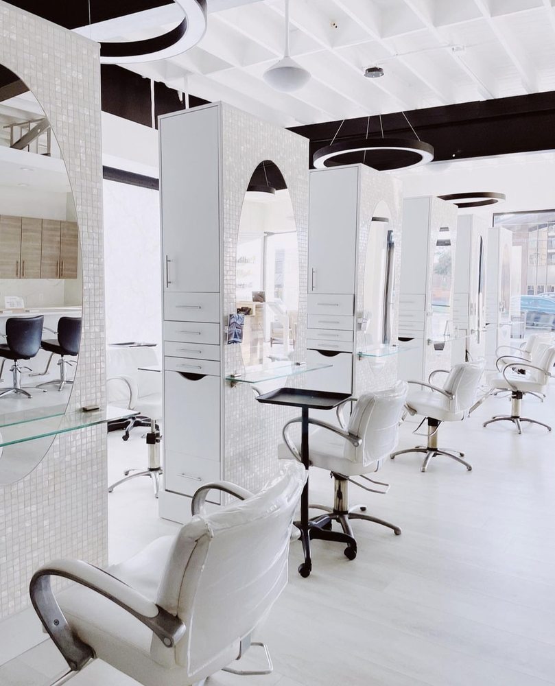 Re Salon and Med Spa