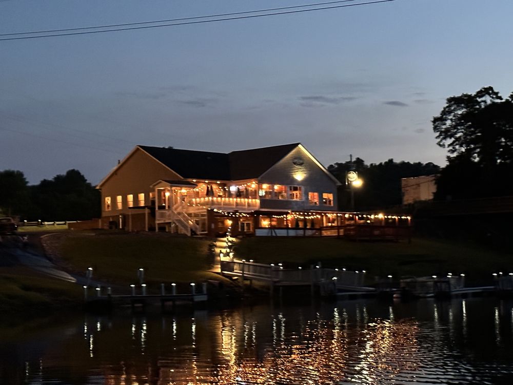 Copper Penny Grill - Lake Hickory