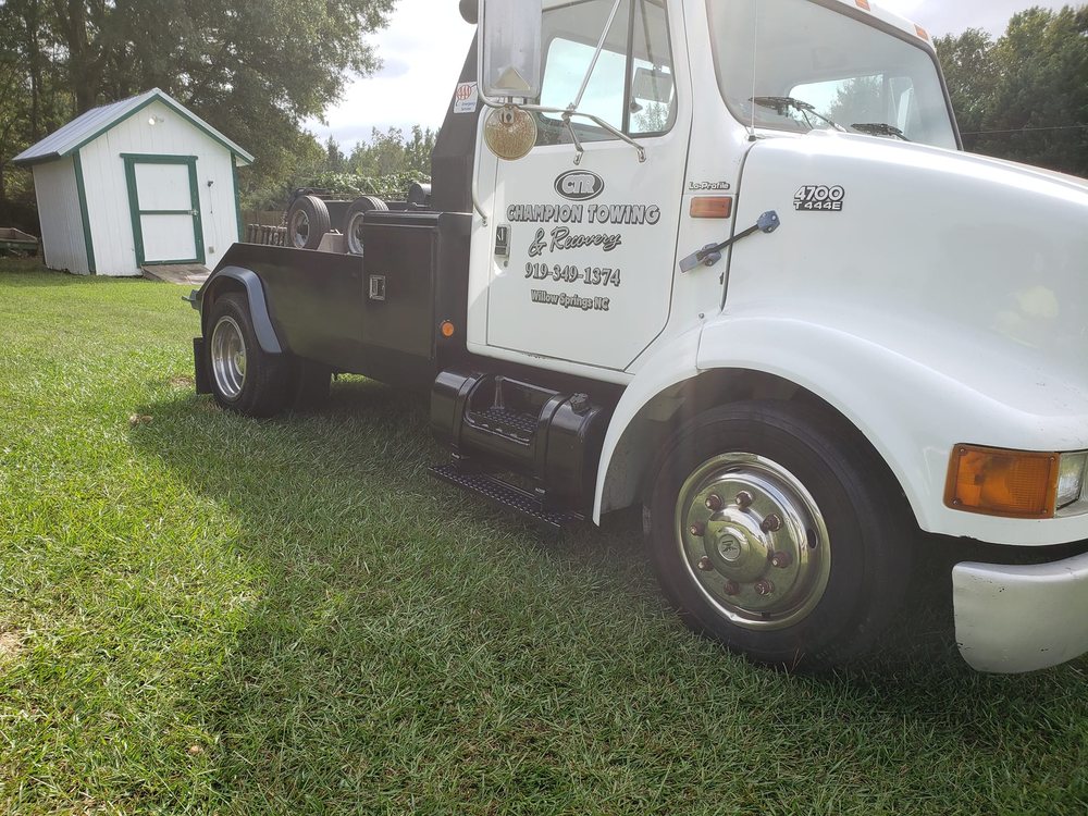 Champion Towing & Recovery