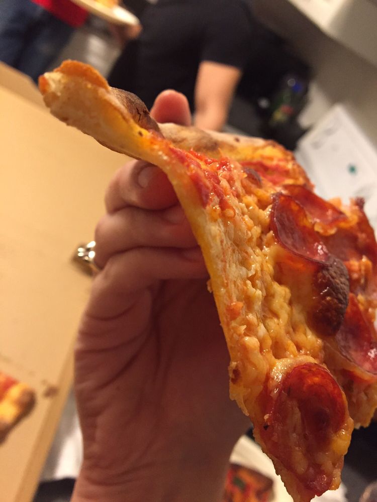 Yeah Yeahs Pizza 14 Reviews Pizza 66 Ochterloney Street, Downtown