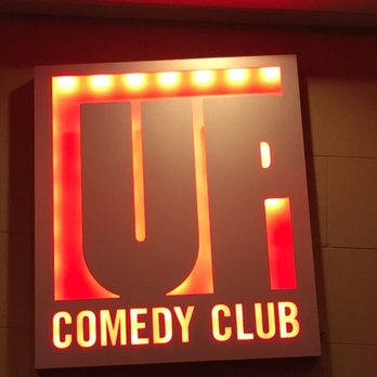 Comedy club deals chicago