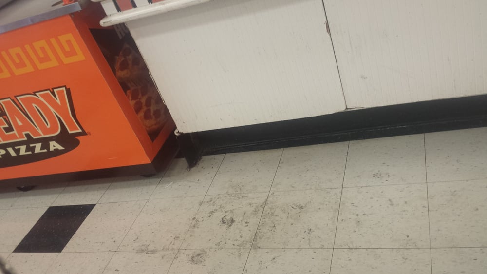 Kmart Little Caesars Pizza Station 10 Photos Pizza 375 E