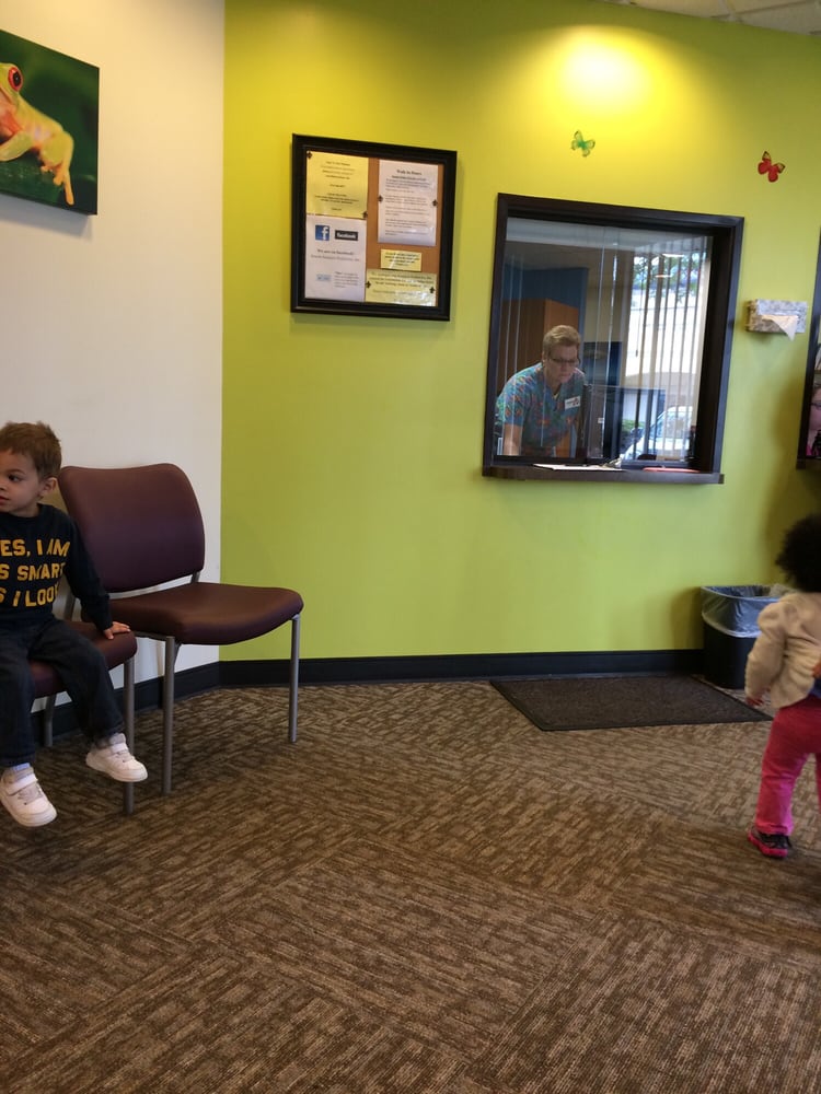 image of business Eastglen Pediatrics