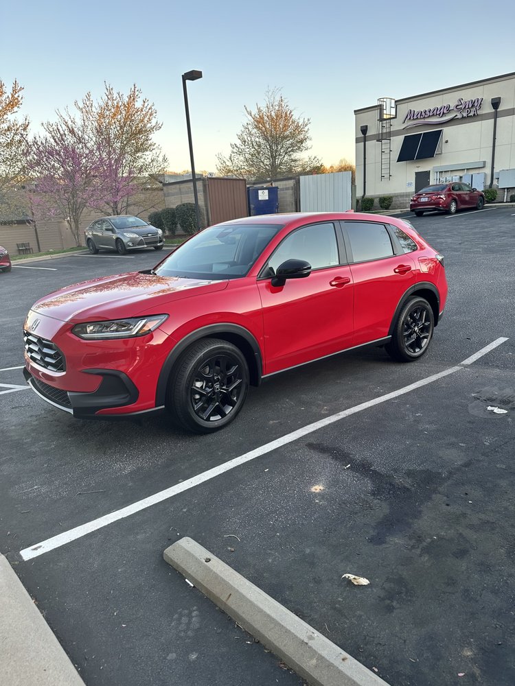 Mckenney-Salinas Honda