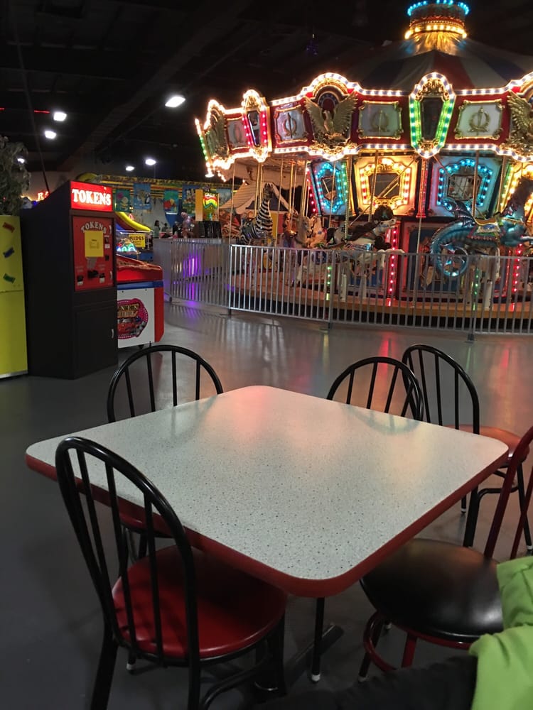 Fantasyland Family Entertainment Ctr & Minitre Glf 35 Photos & 14
