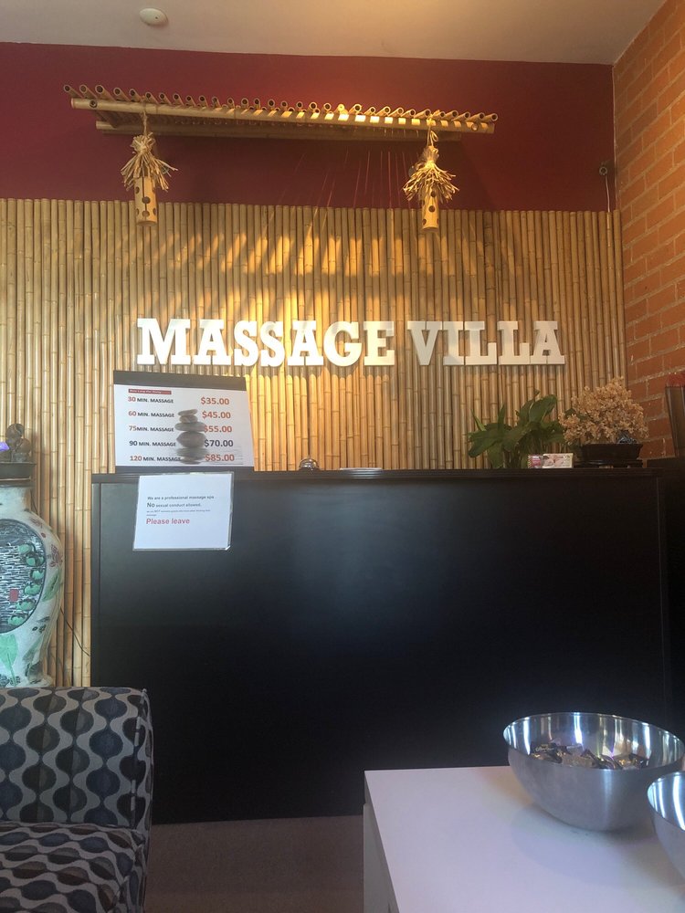 The Front Desk Reception Area They Offered Me Water Little Coffee Photo Of Massage Villa South Pasadena Ca United States The Front Desk