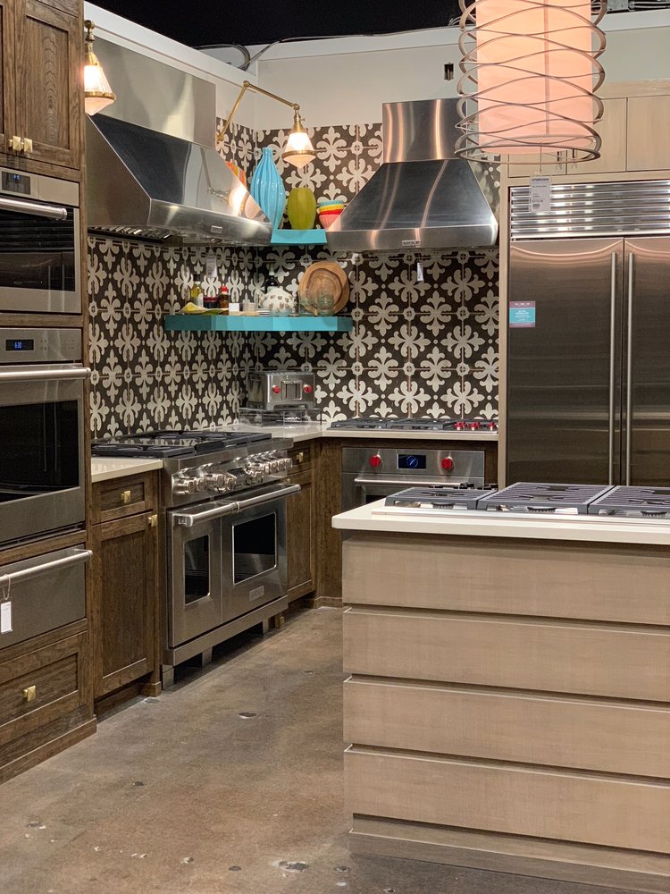 Ferguson Bath, Kitchen & Lighting Gallery