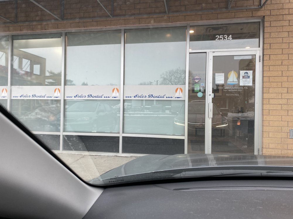 image of business Isles Dental