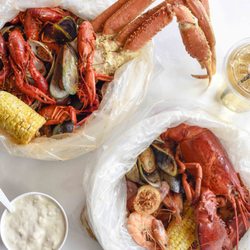 Loui Order Food Online 340 Photos 157 Reviews Cajun Photo Of Loui Duluth Ga United States The Best Seafood Boil