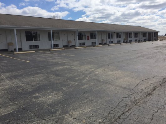 Tu Lakes Motel 7420 N Beach Rd Hillsboro Oh Hotels Motels Mapquest