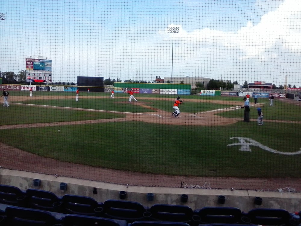 Rockford Rivets 14 Photos Amateur Sports Teams 4503 Interstate