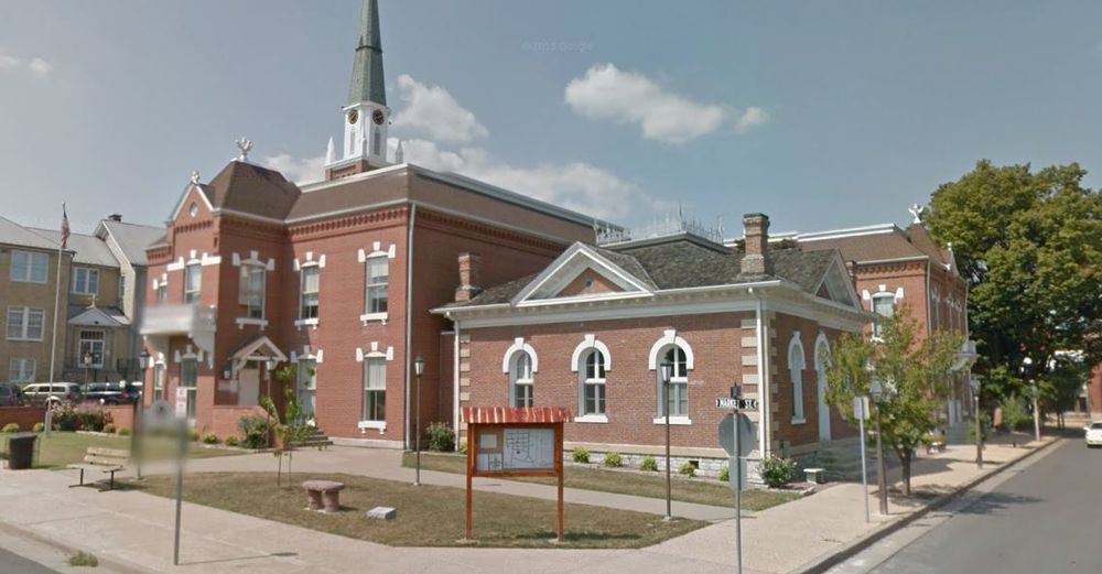 image of business Real Roof Contracting