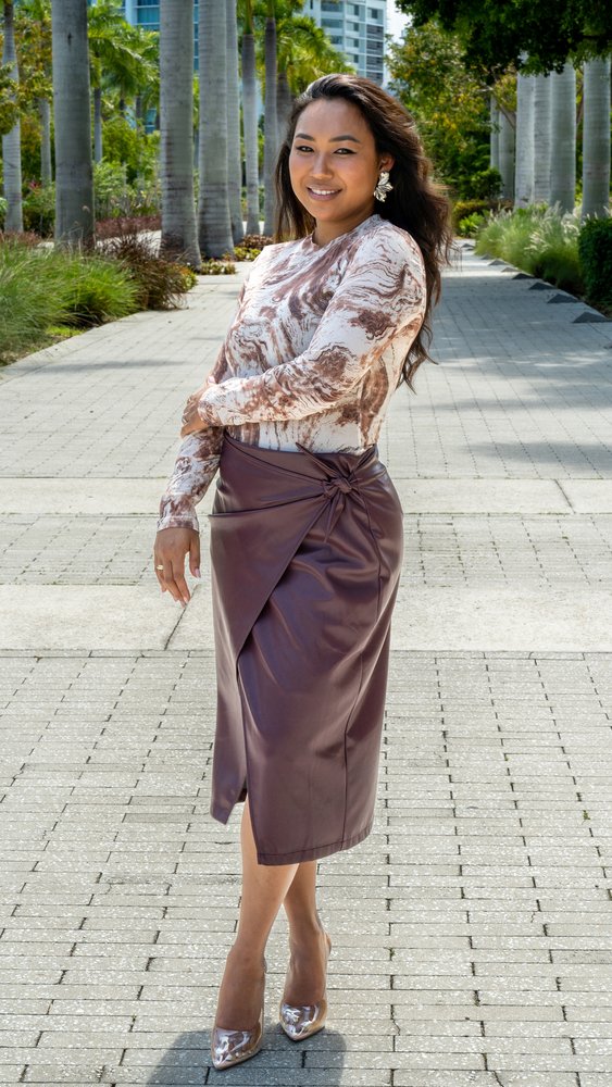 image of business Alyssa Hoo - Luxe Properties