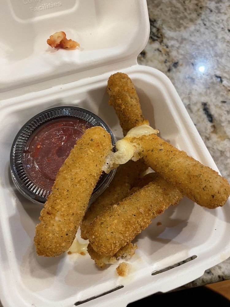 Fox's Pizza Den Fox's Pizza Den