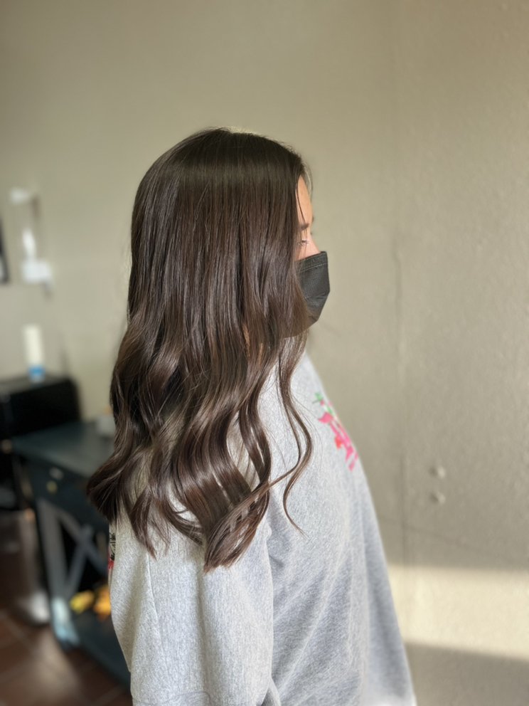 Divine Salon & Barber 
