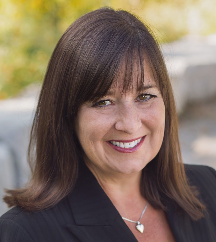 Cindy Williamson RE/MAX The Golfi Team 14 Photos Real Estate