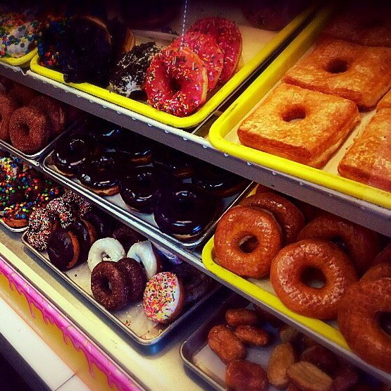 The Donut House 9807 S Parker Rd 11 Reviews Donuts Phone Number