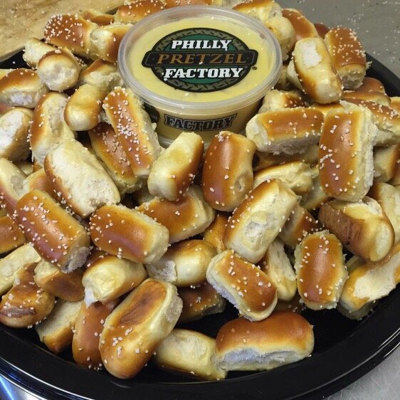 philly pretzel factory 10 photos pretzels 76 rte 35 kings hwy pretzel works