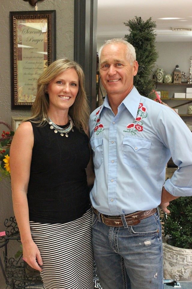 The Coop de Ville 13 Photos Antiques 1234 Court St, Medford, OR