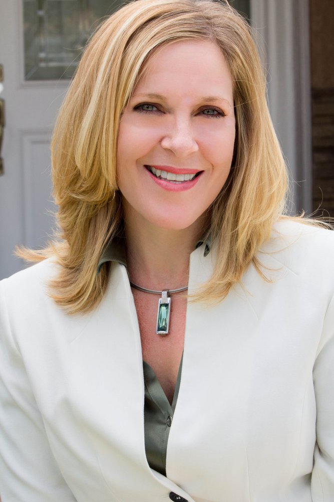 Kristina Fruneaux Real Estate Consultant Real Estate Agents 9917 Walker St, Cypress, CA