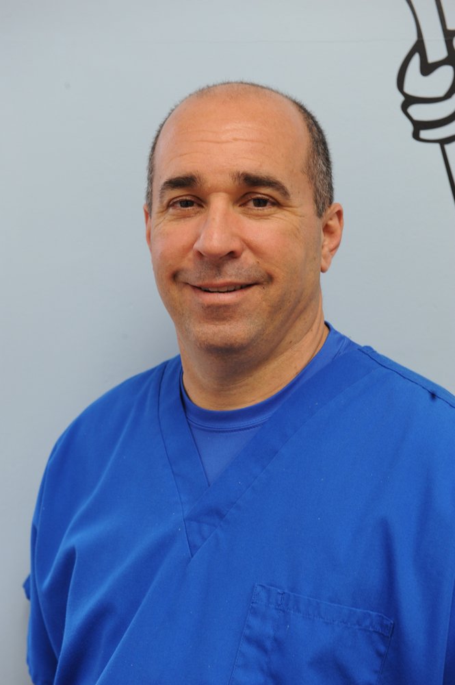 Daniel J Mueth DDS, PC 14 Photos General Dentistry 11166 Tesson